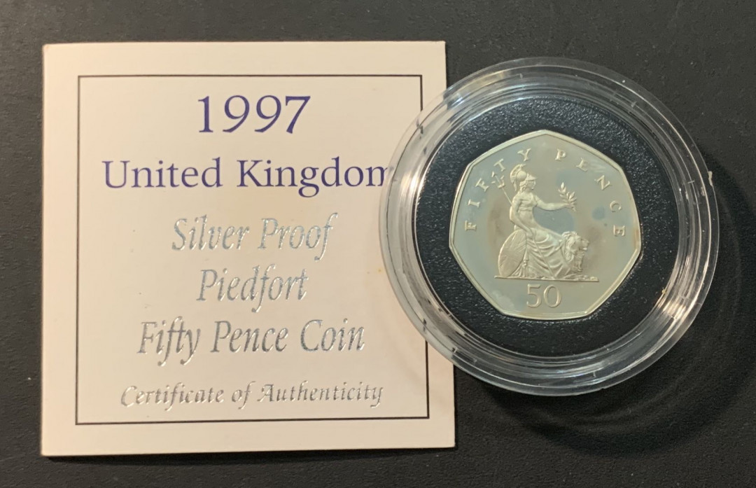 紫瑗钱币—微拍第84期  英国 1997年 50便士 加厚银币 16克 0.925银 精制 原盒证书