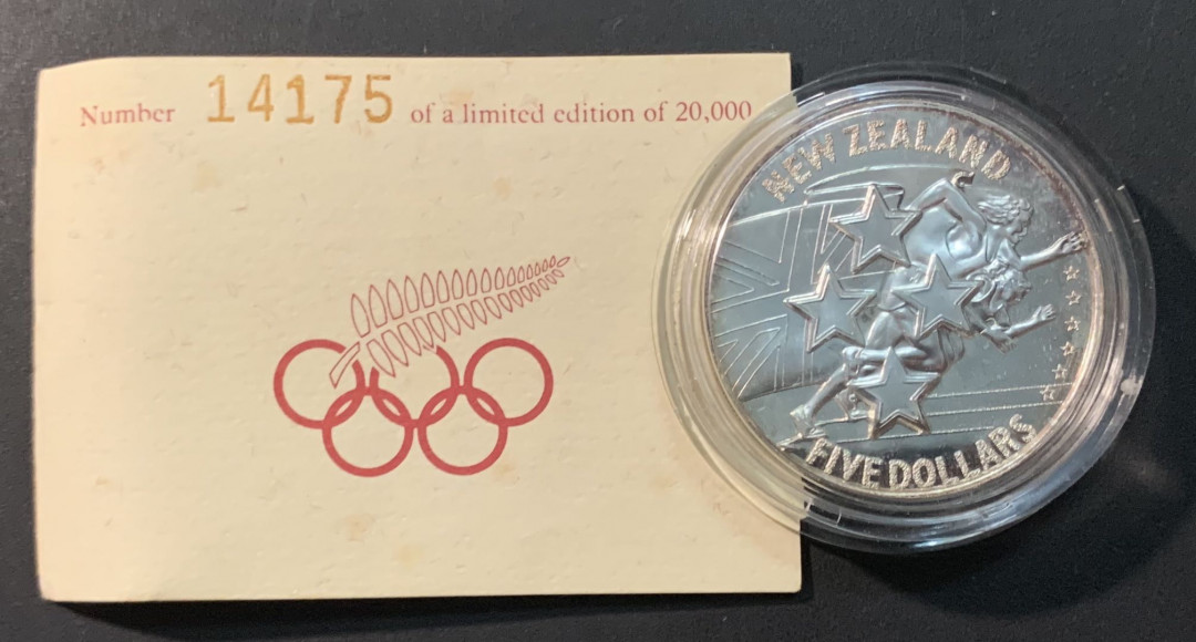 紫瑗钱币—微拍第84期  新西兰 1984年 洛杉矶奥运会 5元 29克 0.925银 精制 原盒证书