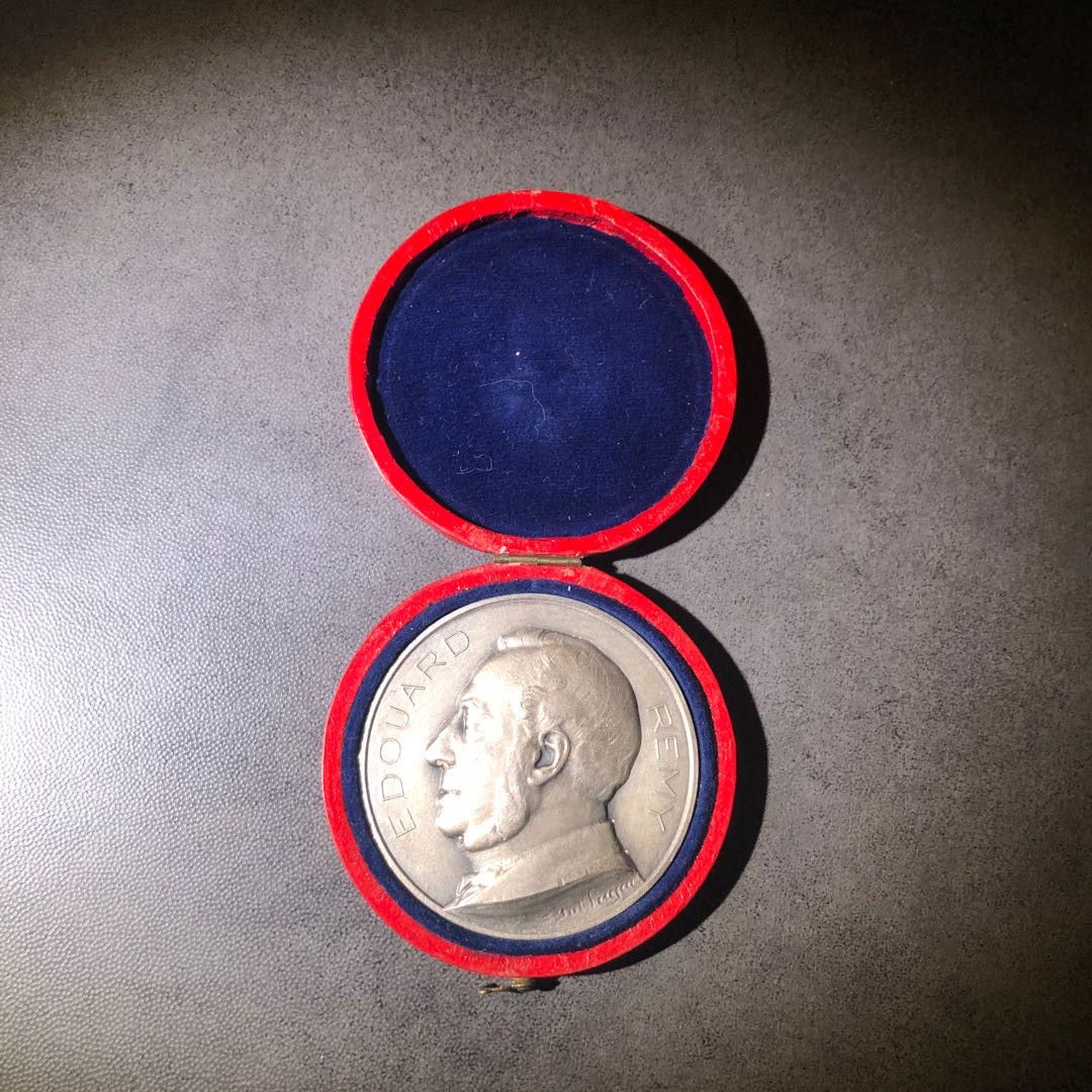 新艺术名家作品拍卖 人头马