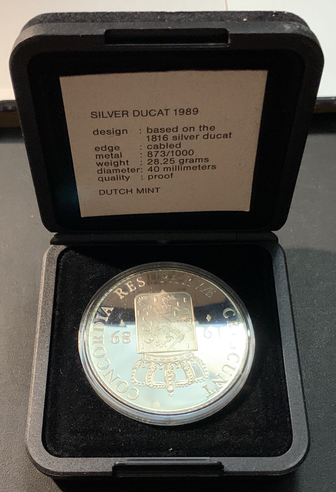紫瑗钱币—微拍第84期  荷兰 1989年 武士银币 1杜卡特 28.25克 0.873银 精制 原盒证书