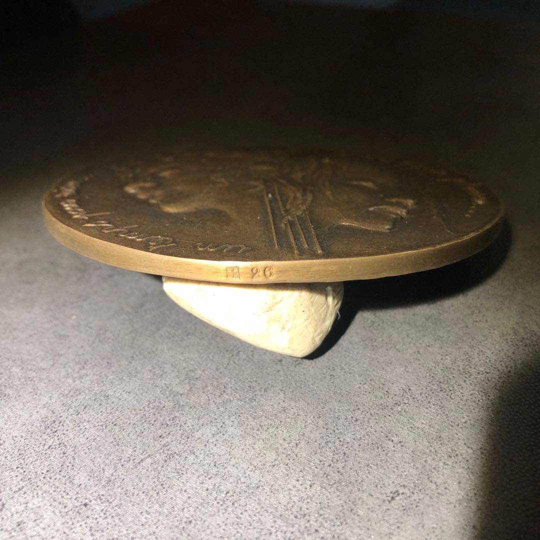 新艺术名家作品拍卖 限量百枚的SMAF 系列章