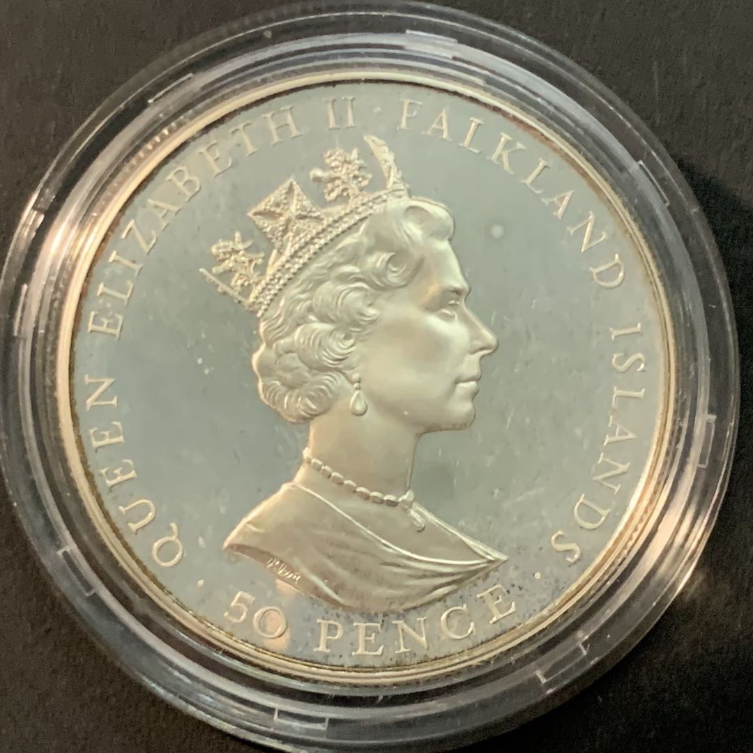 紫瑗钱币—微拍第85期  福克兰 1997年 世界野生动物基金会WWF 黑眉信天翁 50便士 28.28克 0.925银 精制 带证书