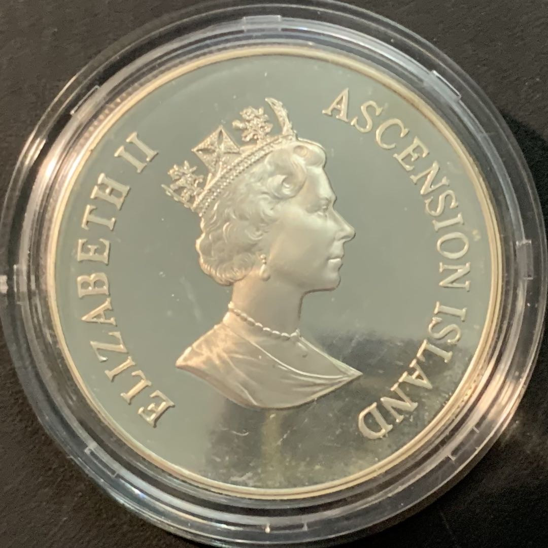 紫瑗钱币—微拍第85期  阿森松岛 1998年 世界野生动物基金会WWF 护卫舰鸟 50便士 28.28克 0.925银 精制 带证书