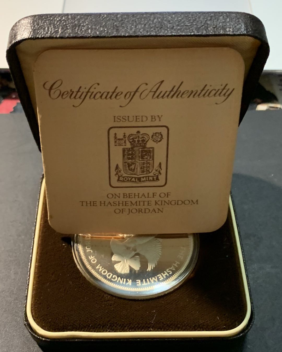 紫瑗钱币—微拍第85期  约旦 1977年 巴勒斯坦花鸟 3第纳尔 35克 0.925银 精制 原盒证书