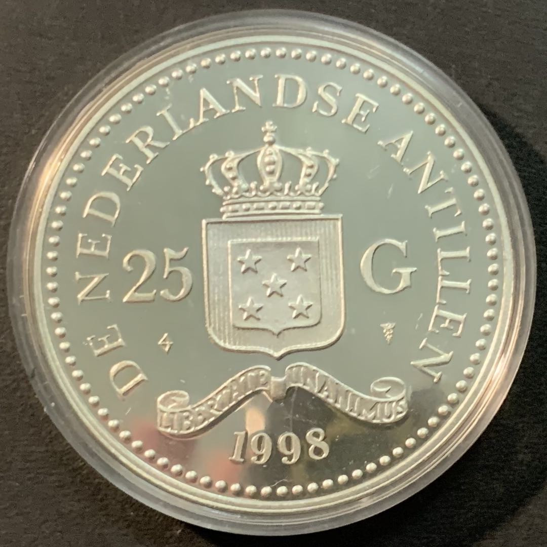 紫瑗钱币—微拍第85期  荷属安的列斯 1998年 世界野生动物基金WWF 白尾鹿和母鹿 25盾 25克 0.925银 精制 带证书