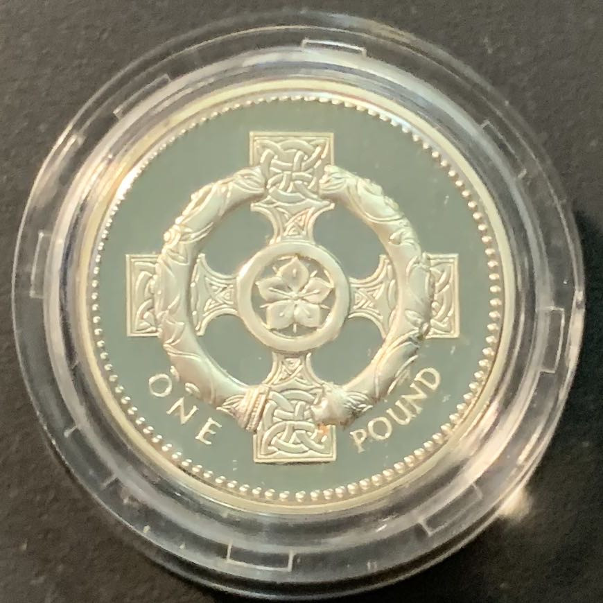紫瑗钱币—微拍第85期  英国 2001年 北爱尔兰 1磅 加厚银币 19克 0.925银 精制 原盒证书