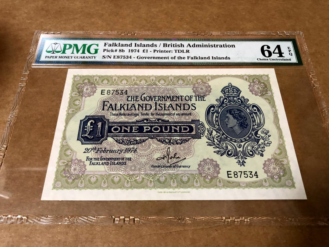 【收藏联盟】第154期拍卖——大津巴布韦遗址（共50拍） 福克兰群岛 1974年1镑 PMG64EPQ  原票 女王纸币 精美