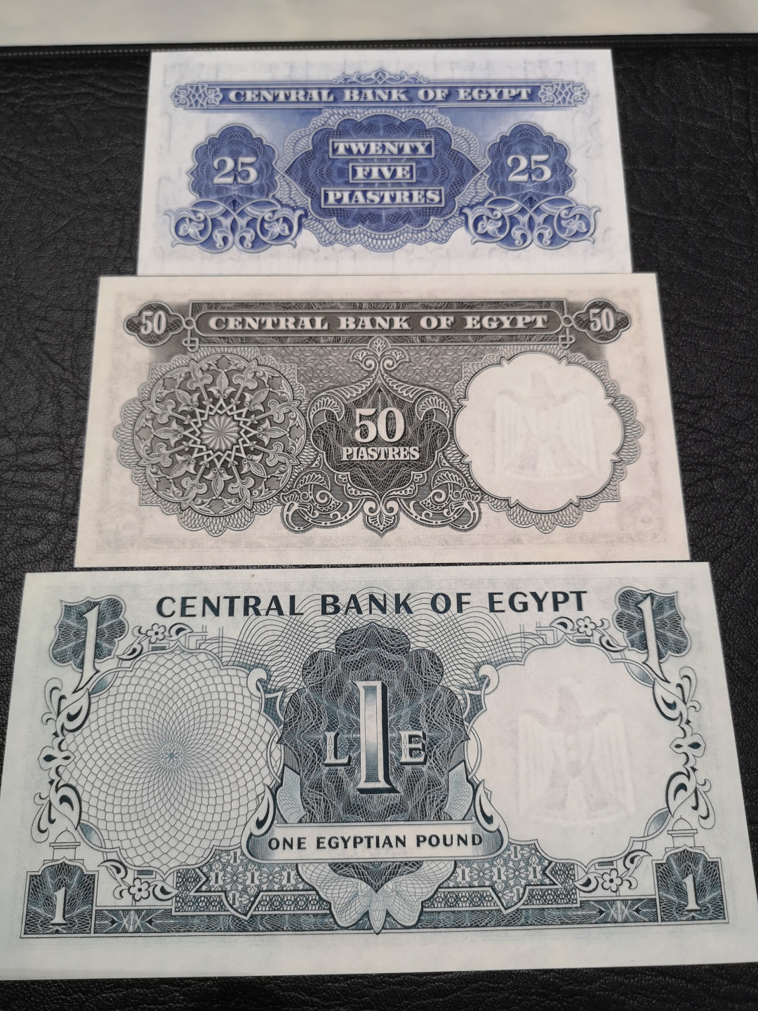 《外钞收藏家》第八十一期拍卖 埃及老版 一套五张  全新unc
