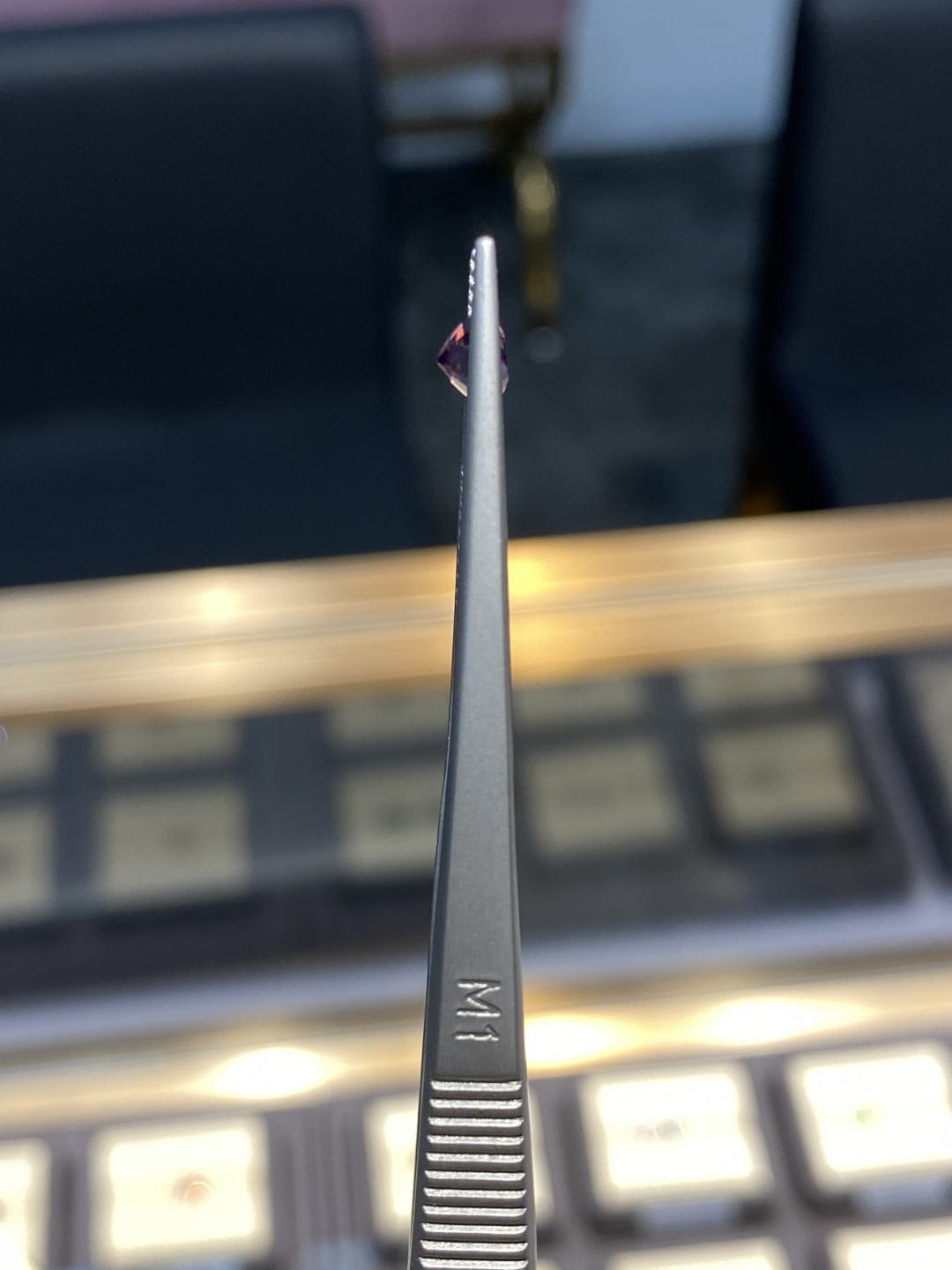 【7月4日 尖晶石、石榴石】HH GEMS 欢乐周末 纯天然SPINEL 斯里兰卡尾单小尖晶 紫红色干净 1.05