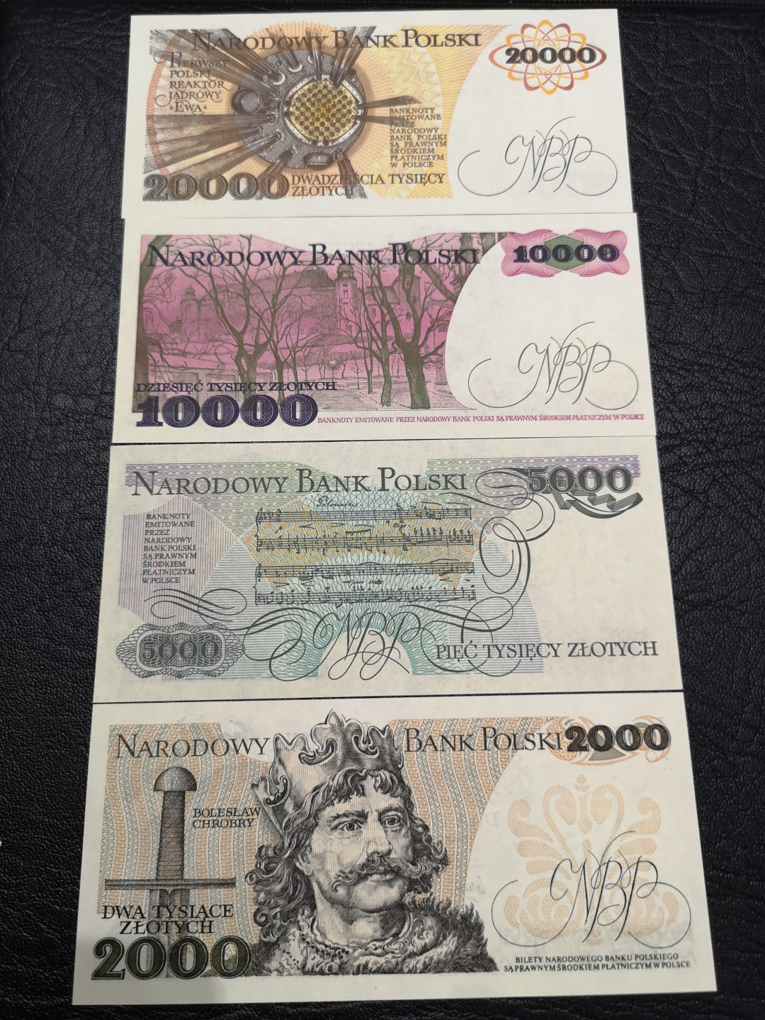 《外钞收藏家》第八十一期拍卖 波兰大全套 23张  稀少全套 全新unc