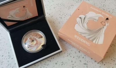 【随心拍&Getcoins】现代钱币拍卖第五十九期 纽埃2013年华彩时尚“婚纱”彩色银币，