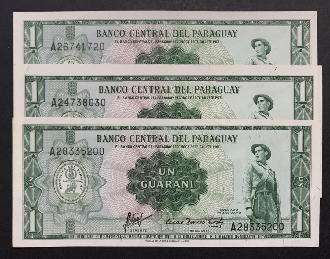 紫瑗钱币——微拍第87期—纸币场 巴拉圭 1952年 1瓜拉尼 3枚一组 UNC P-193a