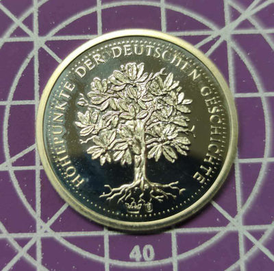 燕姐换藏第三十拍 - 俾斯麦橡树精制合金章