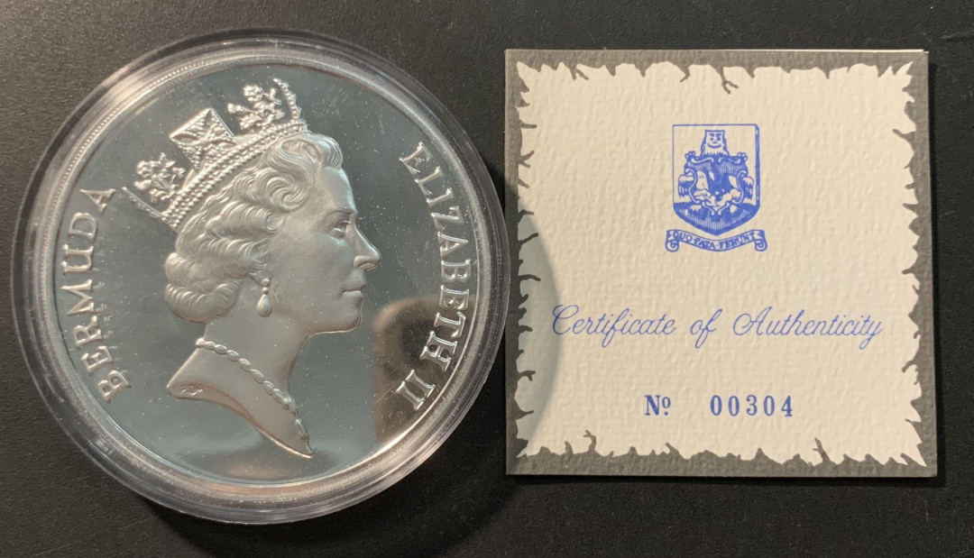 紫瑗钱币—微拍第90期  百慕大 1987年 百慕大神秘三角区 5元 155.6克 0.999银 原盒证书