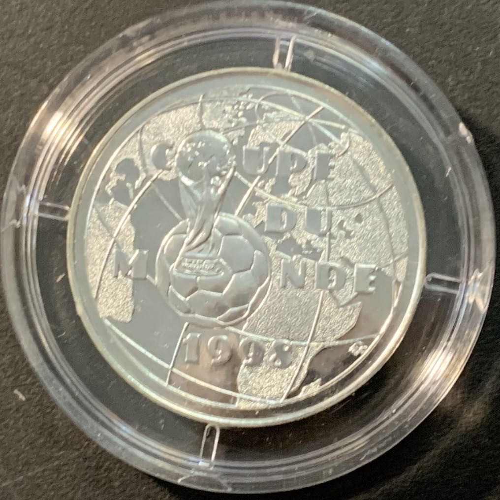 紫瑗钱币—微拍第90期  法国 1997年 世界杯 1法郎 12克 0.9银 UNC 原盒