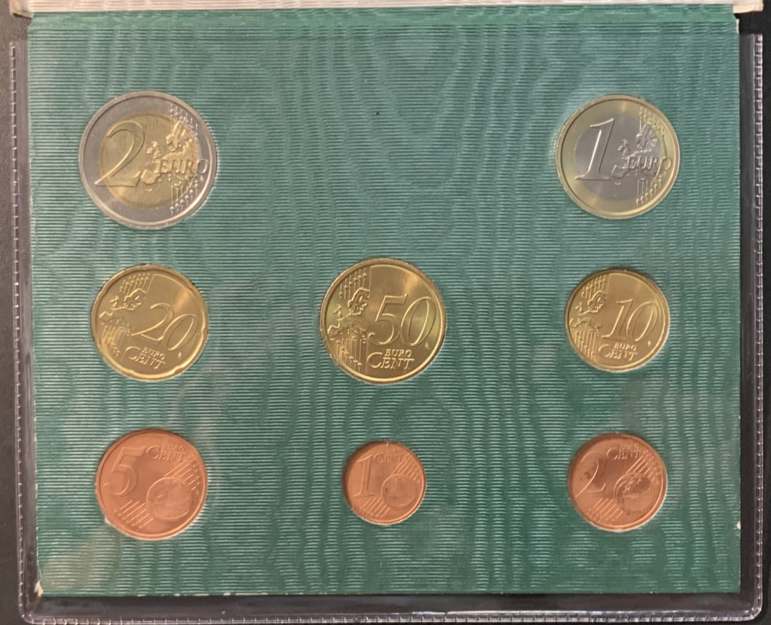 紫瑗钱币—微拍第90期  梵蒂冈 2010年 保罗二世 1分—2欧 8枚套 官方套