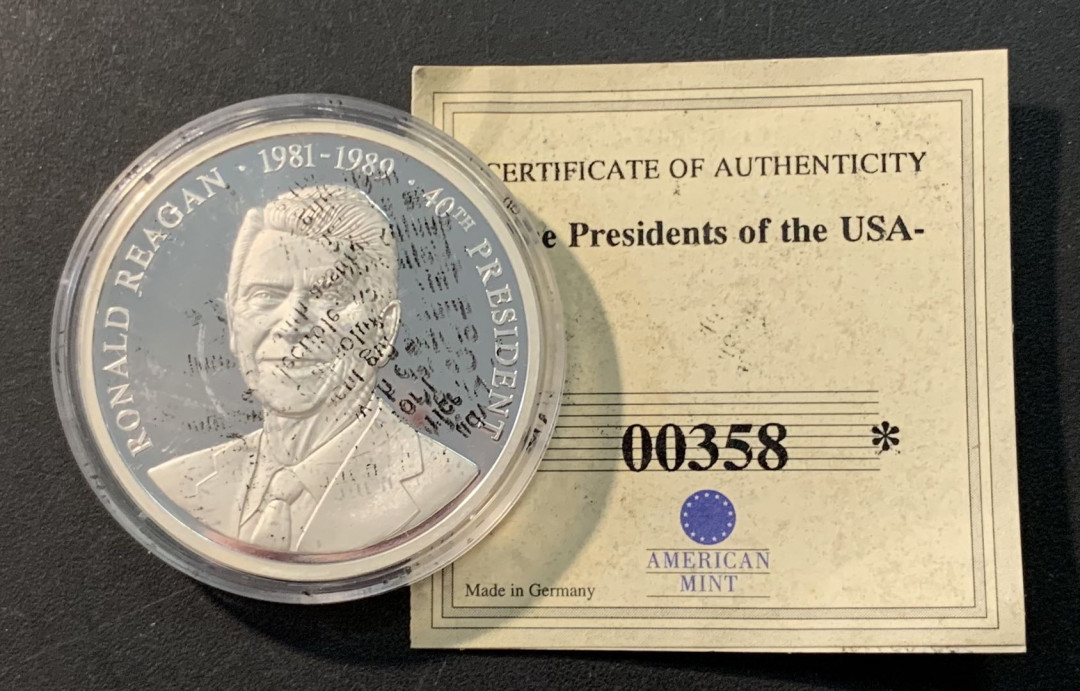 紫瑗钱币—微拍第90期  美国 1998年 第40任总统 罗纳德·里根 银章 20克 0.999银 精制 带证书