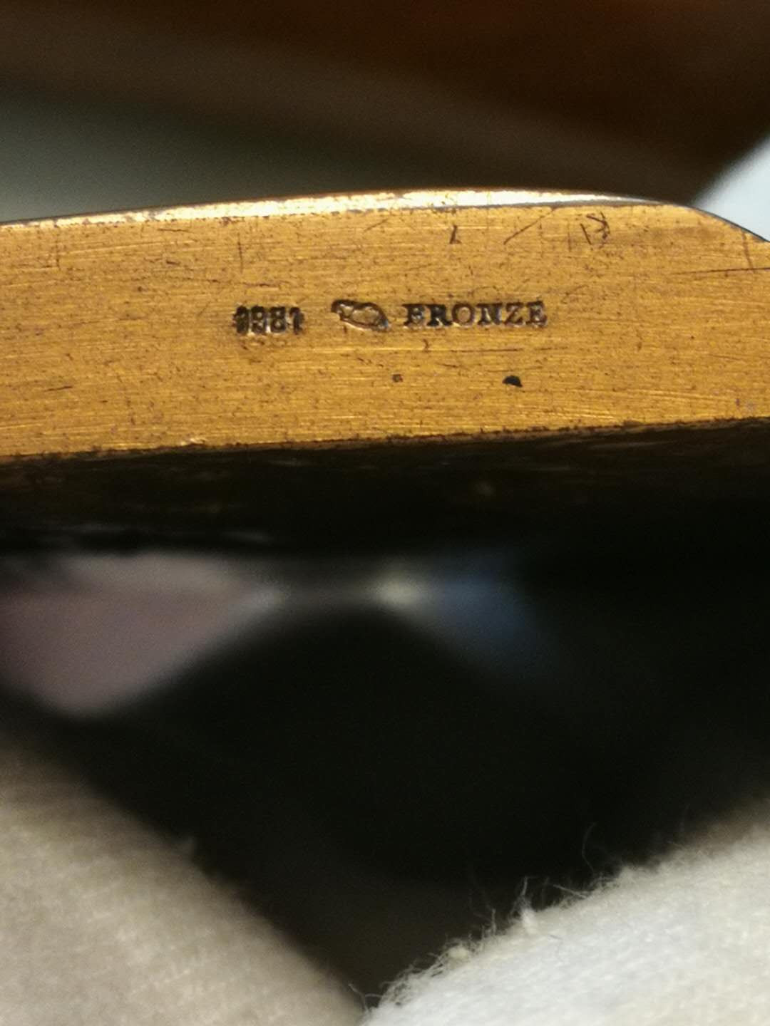 第53场拍卖欧洲艺术麦朵尔 民俗圣东日小镇妇女