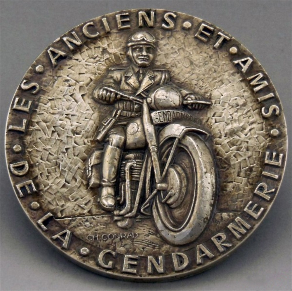 第53场拍卖欧洲艺术麦朵尔 法国宪兵大银章