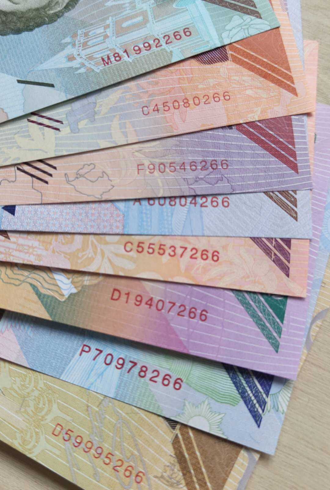 ★币不可少★第126期微拍★快递包邮 委内瑞拉 尾3同  266