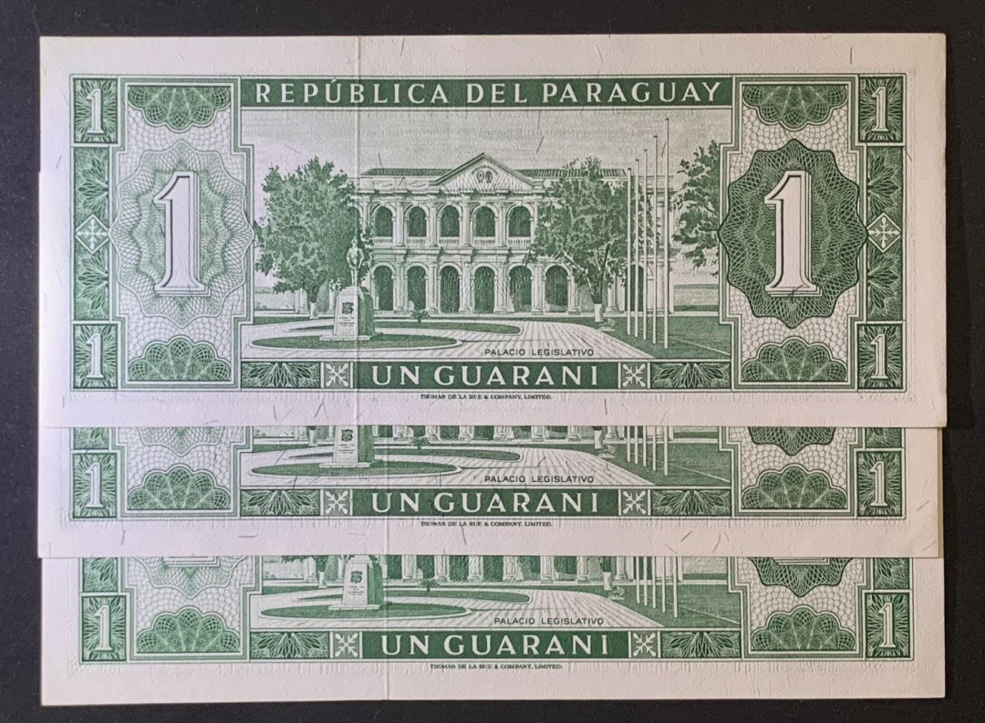 紫瑗钱币——微拍第92期—纸币场 巴拉圭 1952年 1瓜拉尼 3枚一组 UNC P-193a