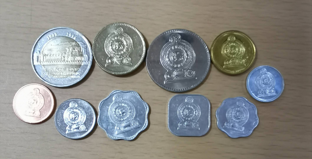 北京马甸外币专卖拍卖第十七期，非贵金属专场，陆续上新欢迎关注 斯里兰卡流通币10枚/套，品相如图