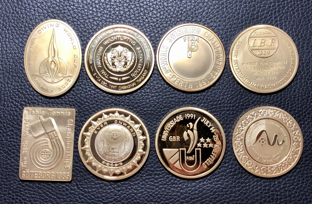 铜章拍卖专场 上海造币厂-体育明星向希望工程捐赠金牌复制版