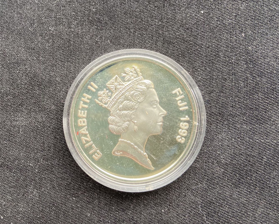 【币观天下】第117期钱币拍卖 【斐济】斐济1993年威廉-布莱船长发现斐济10斐济元精制银币