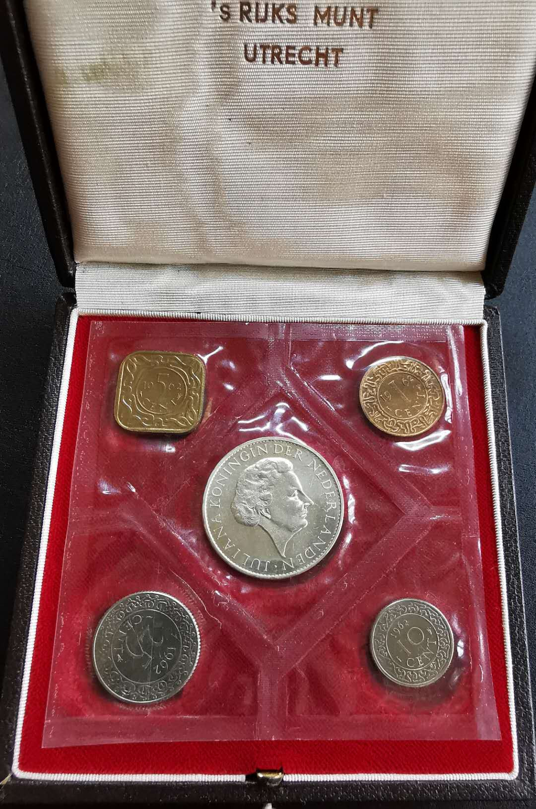 凡希社世界钱币微拍第一百二十九期 荐！1962荷属苏里南精铸五枚原塑封PS1发行仅400套！