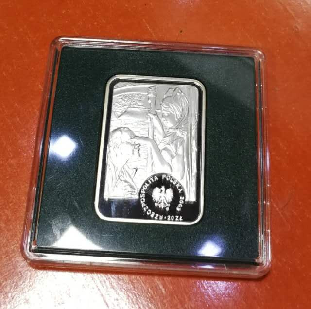 北京马甸外币专卖拍卖第十八期，陆续上新，欢迎关注 2003年波兰著名画家彩色银币，重28.28克，925银，品相如图
