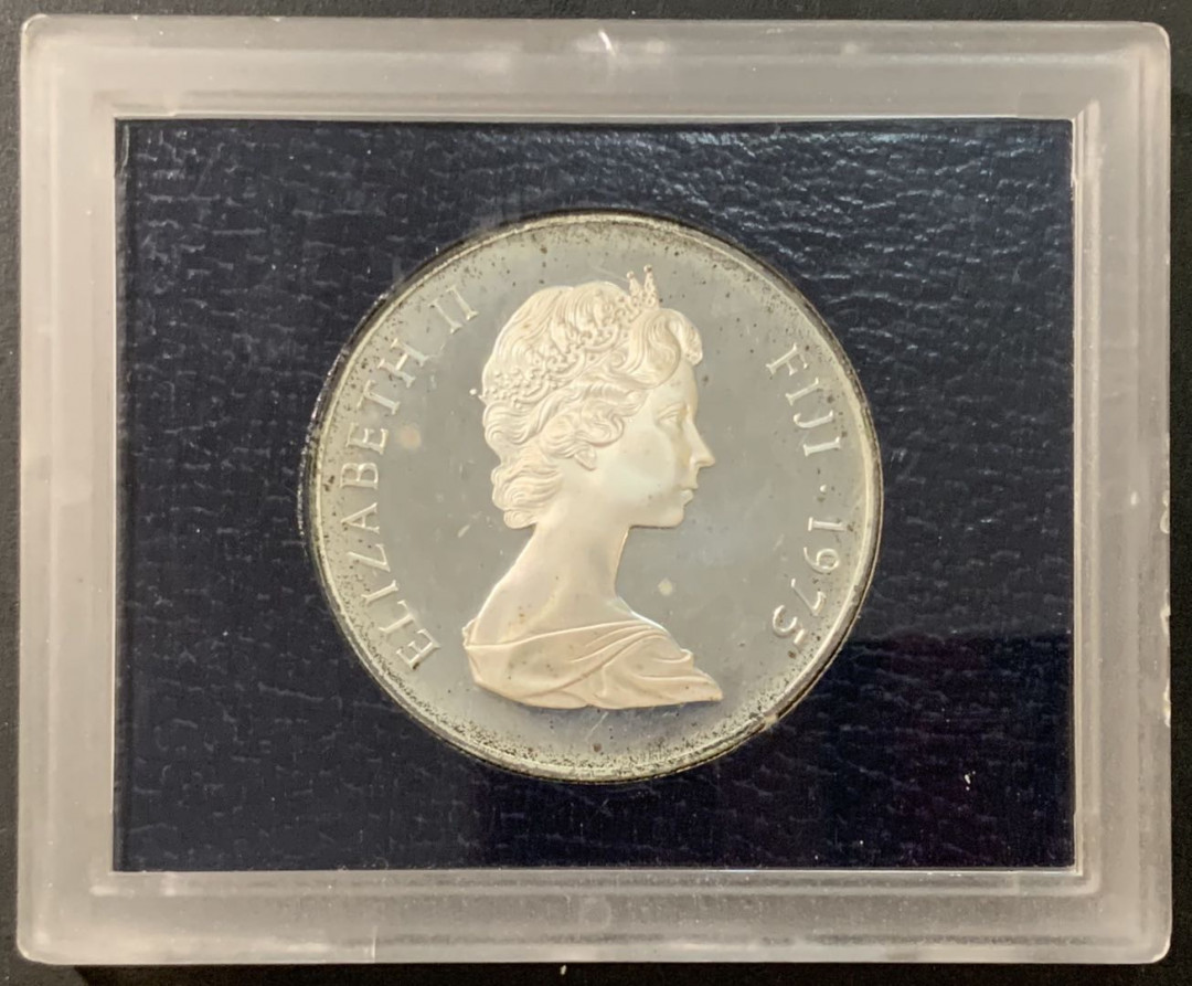 紫瑗钱币—微拍第95期  斐济 1975年 卡科巴国王半 25元 48.6克 0.925银 精制 原盒装