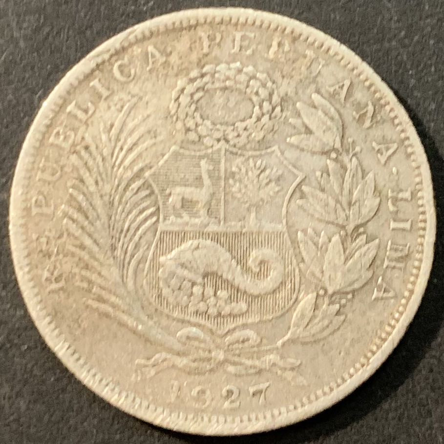 紫瑗钱币—微拍第95期  秘鲁 1927年  坐洋女神 1/2索尔 12.5克 0.5银