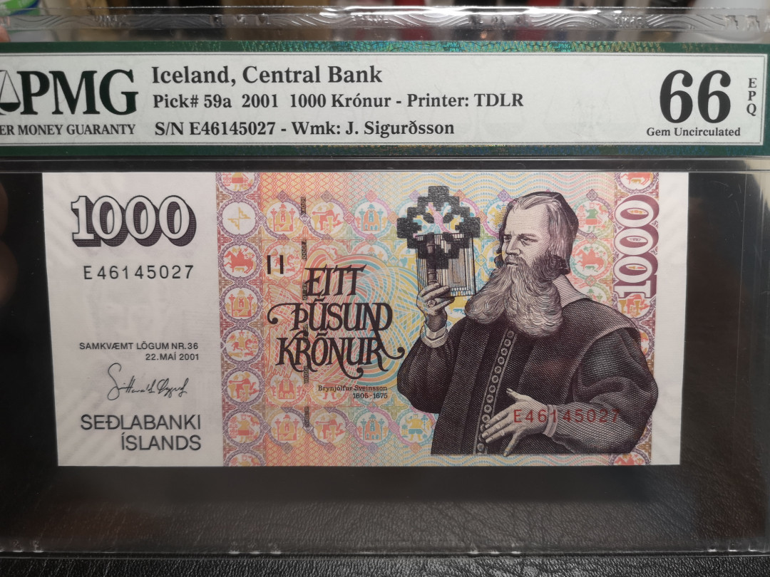 《外钞收藏家》第八十二期拍卖 2001年冰岛1000 pmg66 难上分品种