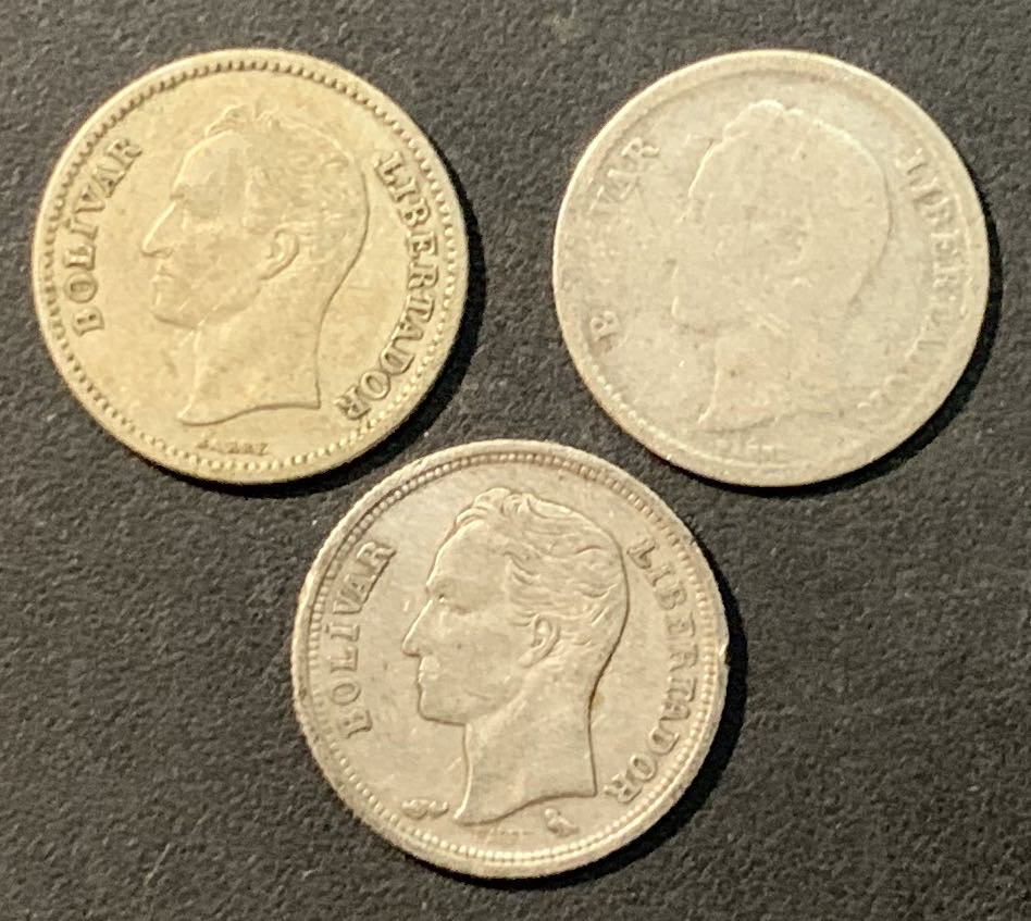 紫瑗钱币—微拍第96期  委内瑞拉 1935 1954 1960年 25分 银币 3枚一组 共3.75克 0.835银