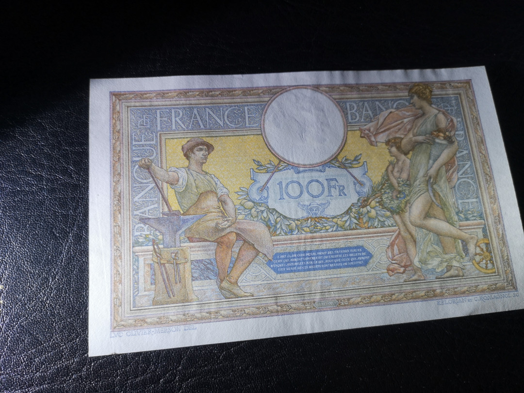 《外钞收藏家》第八十二期拍卖 1932年100法郎 大票幅 精美  全新unc