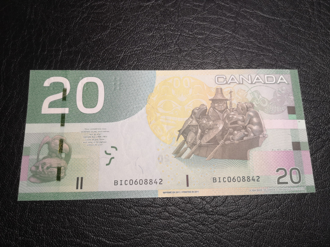 《外钞收藏家》第八十二期拍卖 旅版20加元 全新unc