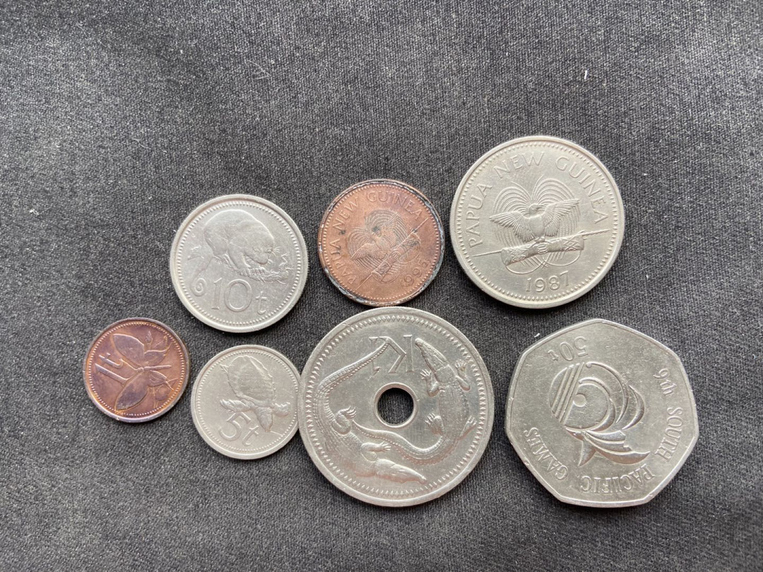 【币观天下】纪念币专场拍卖【低佣金】 【巴布亚新几内亚】纪念币7枚～
