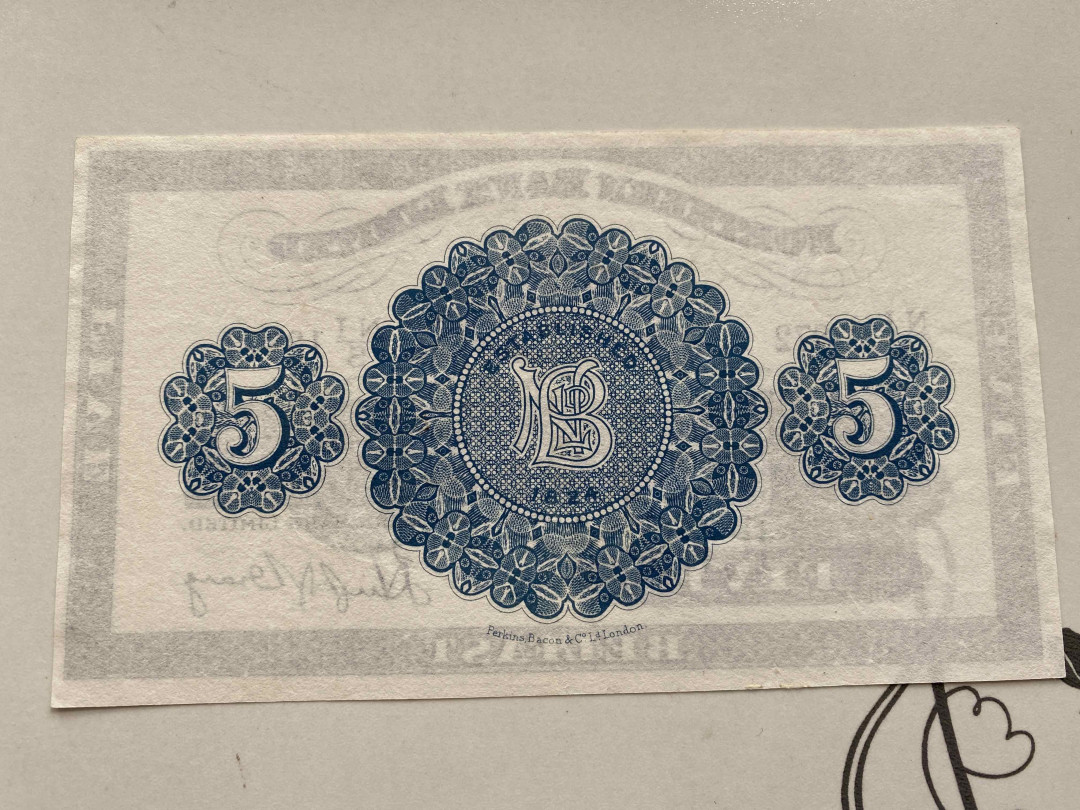 【收藏联盟】第159期拍卖——缤纷夏日（共60拍） 北爱尔兰 1943年 5镑 品相如图