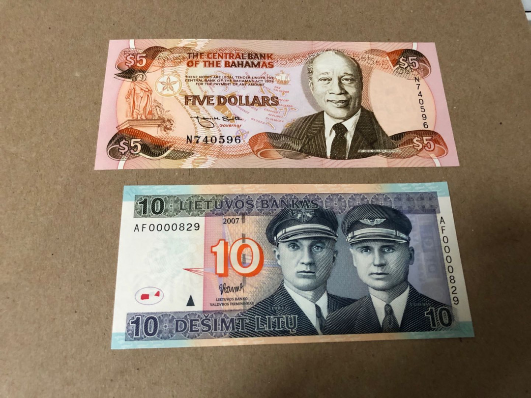 【收藏联盟】第159期拍卖——缤纷夏日（共60拍） 【一组2张】立陶宛 2007年10拉图 3位小号 UNC&巴哈马 1974年5元 UNC
