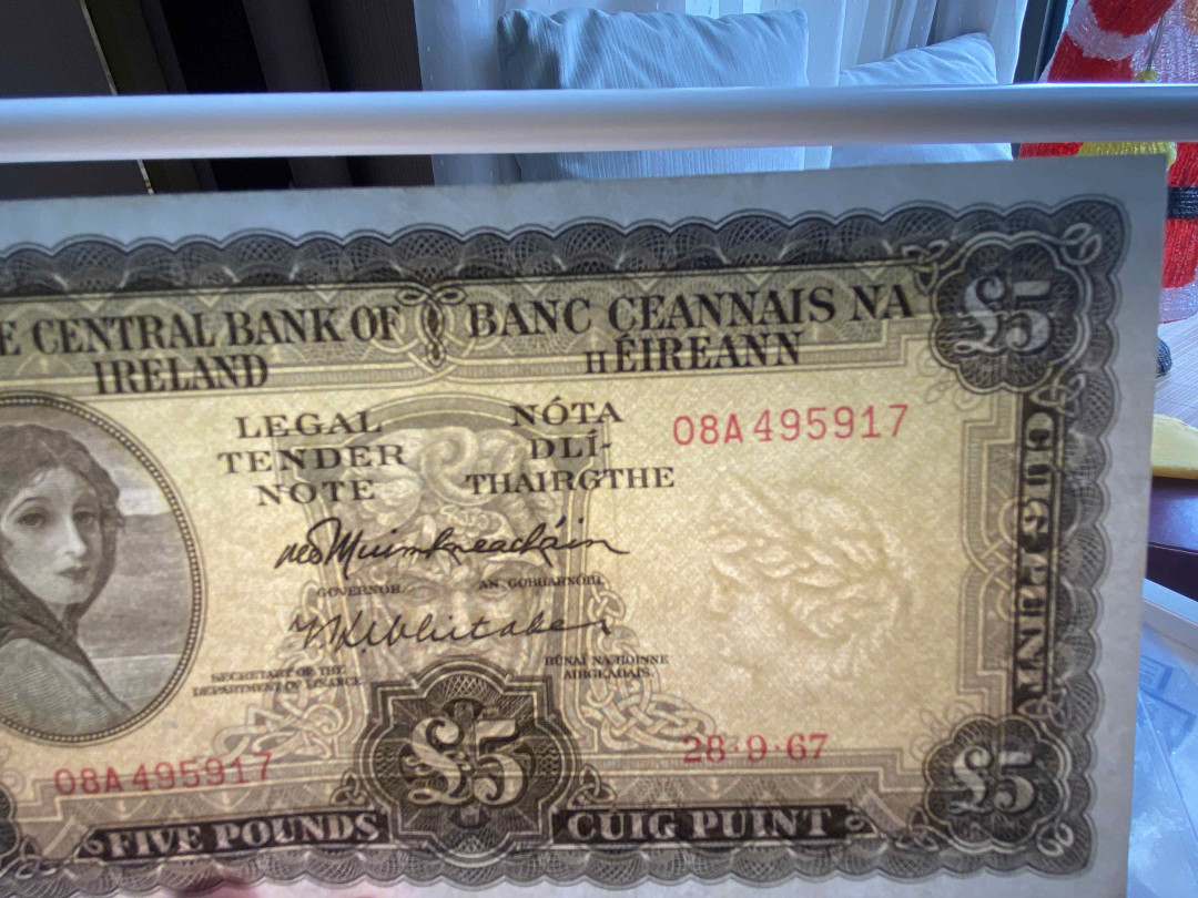 【收藏联盟】第159期拍卖——缤纷夏日（共60拍） 爱尔兰 1967年5镑 品相如图 