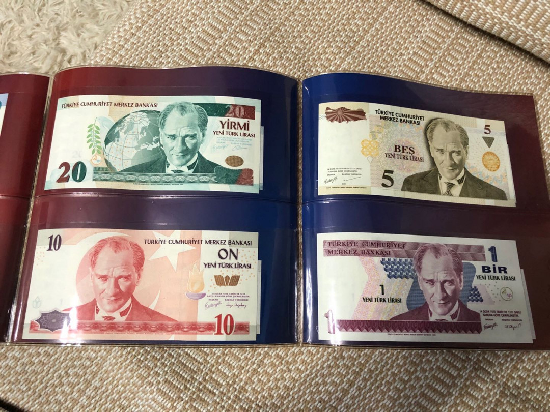 【收藏联盟】第159期拍卖——缤纷夏日（共60拍） 【一套6张】土耳其纸币官方册 2005年1-100里拉 全新UNC 非常精美 包含2222狮子号 土耳其国父——凯末尔 背面众多古迹 