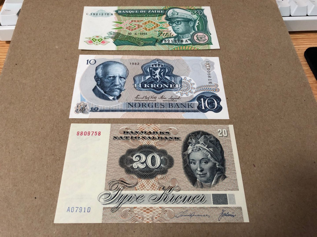 【收藏联盟】第159期拍卖——缤纷夏日（共60拍） 【一组3张】丹麦 1972年20克朗 A0冠 UNC&挪威 1982年10克朗 UNC&扎伊尔 1988年50Zaires 猎豹 雕刻 UNC 精美