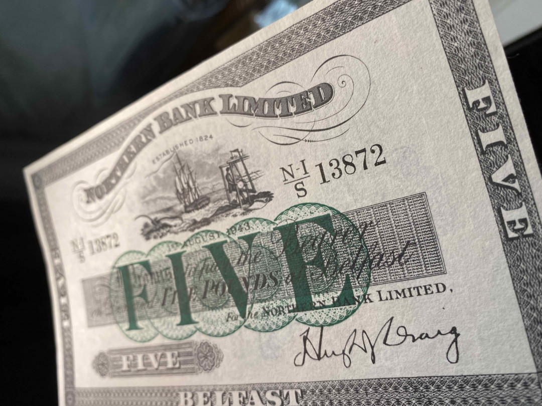 【收藏联盟】第159期拍卖——缤纷夏日（共60拍） 北爱尔兰 1943年 5镑 品相如图