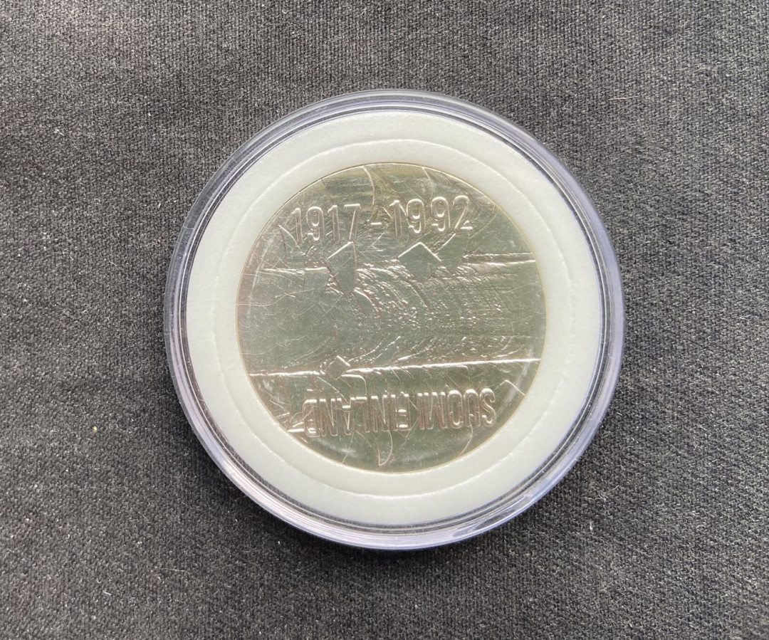 【币观天下】第118期钱币拍卖 【芬兰】芬兰1992年100马克独立75周年纪念大银币