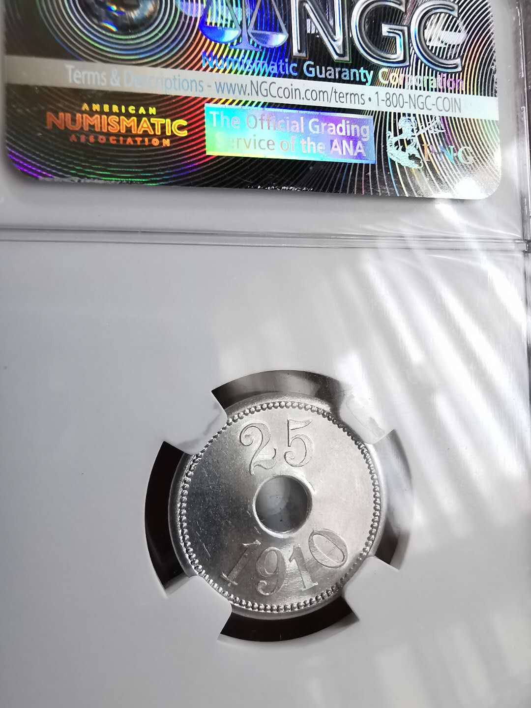 凡希社世界钱币微拍第一百三十期 1910格陵兰中孔代用25欧尔NGC-MS64少见！