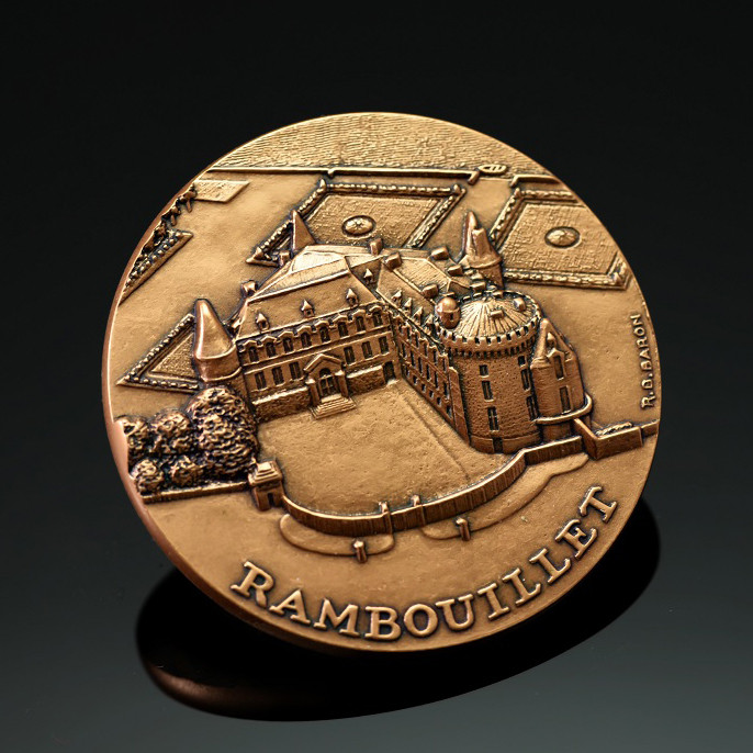 麦朵尔第55场欧洲艺术拍卖 法国朗布依埃古堡