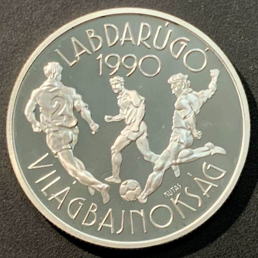 紫瑗钱币——微拍第98期 匈牙利 1988年  90意大利世界杯 三位运动员 500福林 28克 0.9银 精制