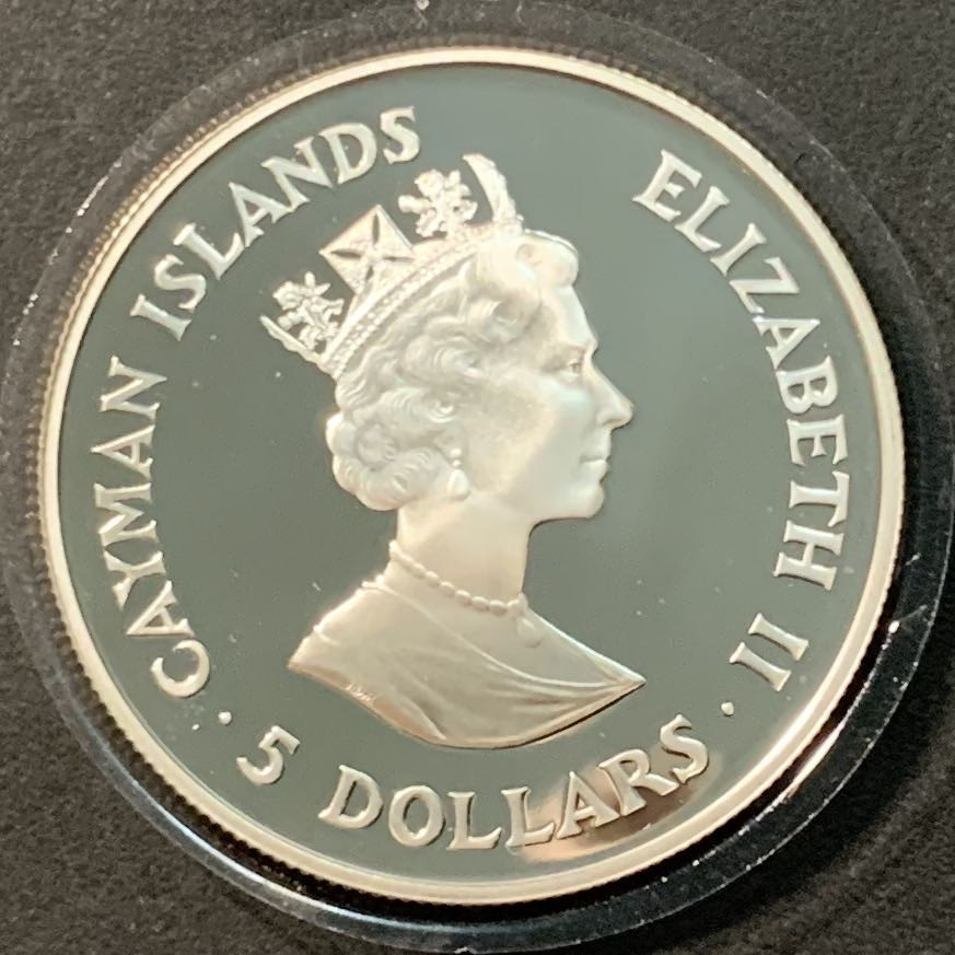 紫瑗钱币——微拍第98期 开曼群岛 1987年 WWF世界濒危野生动物 金刚鹦鹉 5元 28.28克 0.925银 精制 