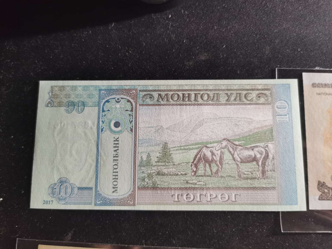 【鲸贝乐淘】千字文·第“交友投分，切磨箴规”号拍卖 【越南🇻🇳 】中国代印3张，共6张，AUNC-UNC ，1966年10XU全新全品UNC 