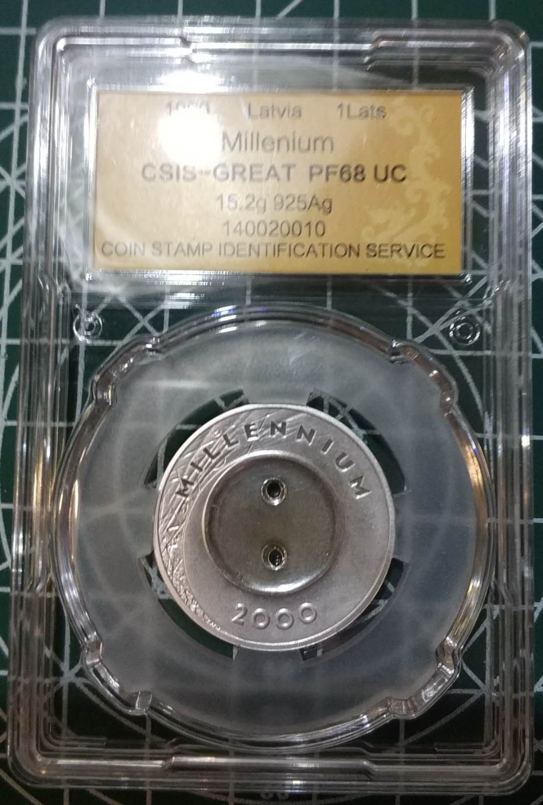 燕姐换藏第三十四拍 1999年拉脱维亚千禧纽扣精制银币